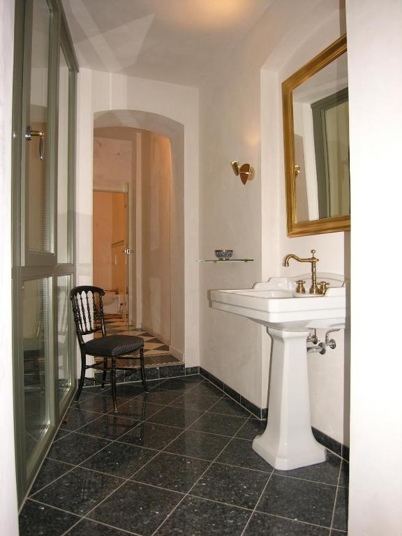 Apartmenthaus Albrechtsburg Бад-Шандау Номер фото